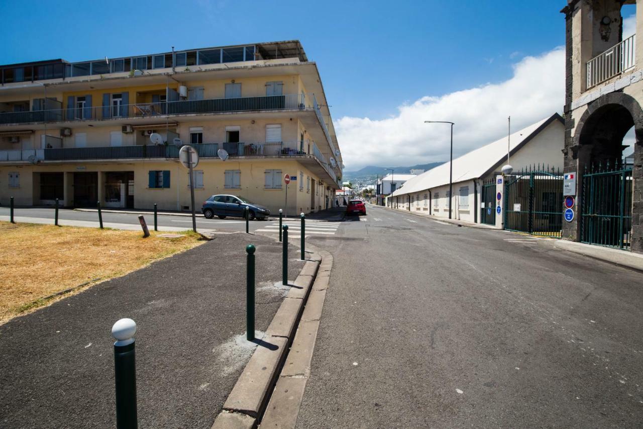 Appartement Hypercentre+ place de parking privée Saint-Denis Esterno foto